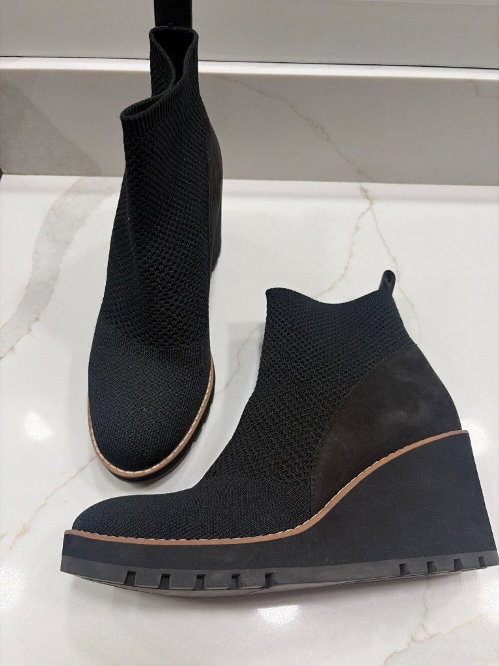 Eileen Fisher Quill Wedge Knit Bootie Size 9